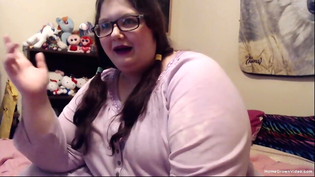 Real amateur BBW and her boyfriend make a porno xxx blowjob video