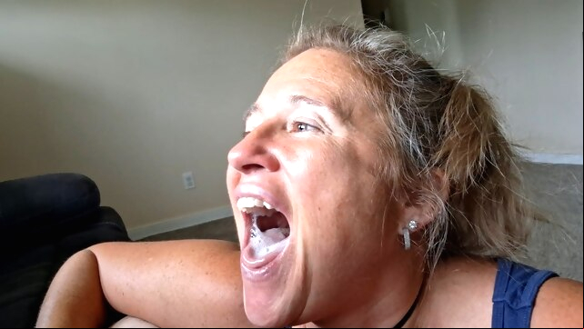 Best Close-Up Of A CockSucker! xxx amateur video