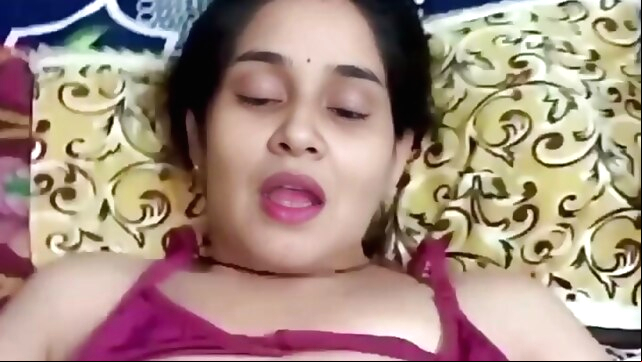 Indian hot girl was fucked by her stepbrother, Full HD sex video of Madhuri bhabhi xxx hindi audio video