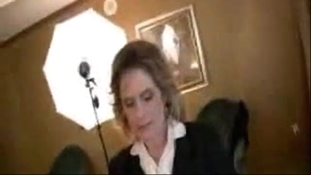 Caught by Mature Hotel Manager with Hooker xxx blowjob video
